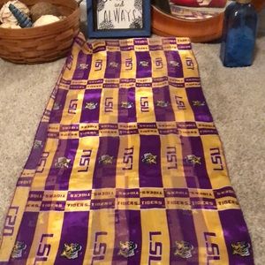 LSU scarf! Perfect for game day!!!